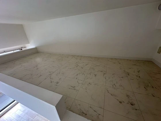 ファミーリエ昭和町