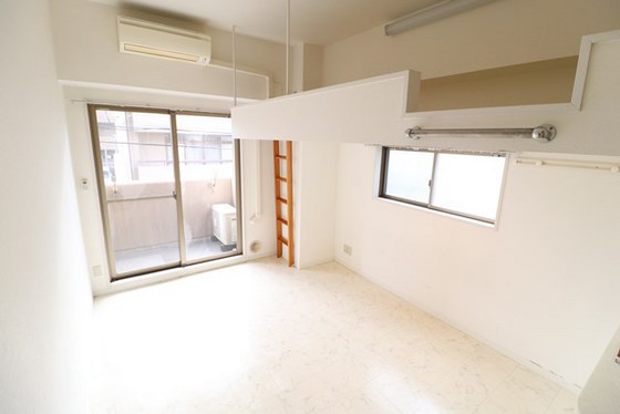 ファミーリエ昭和町