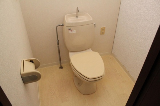 サリアンコート川田