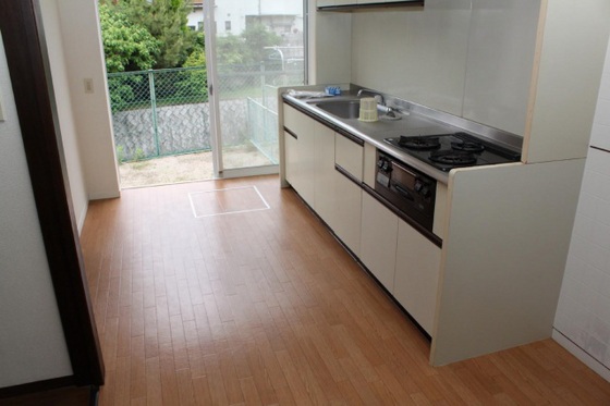 サリアンコート川田