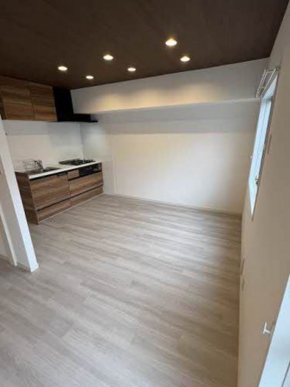 フローラル新庄 B棟