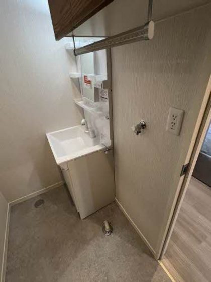 フローラル新庄 B棟