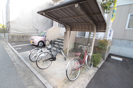 フローラル新庄 B棟