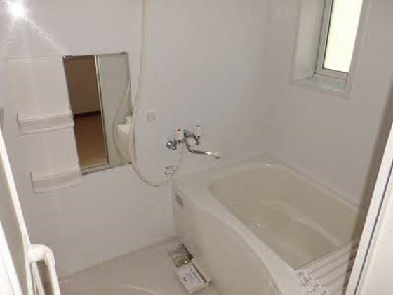 ウィングス緑井 B棟