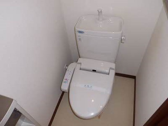 ウィングス緑井 B棟