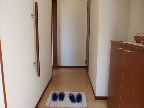 ウィングス緑井 B棟