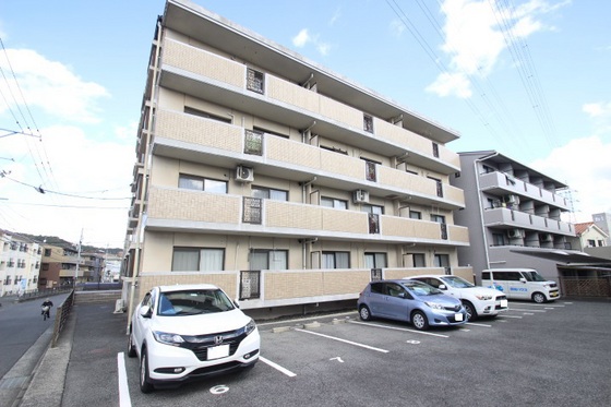 フェリスクラモト