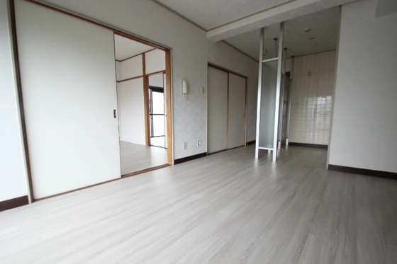 リバーサイド大須賀