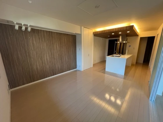 ファンコート船越