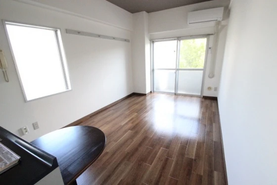 ヴェルソーヤスダ