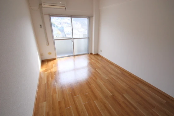 ヴェルソーヤスダ