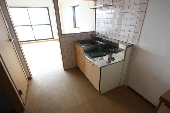 フリージアコート