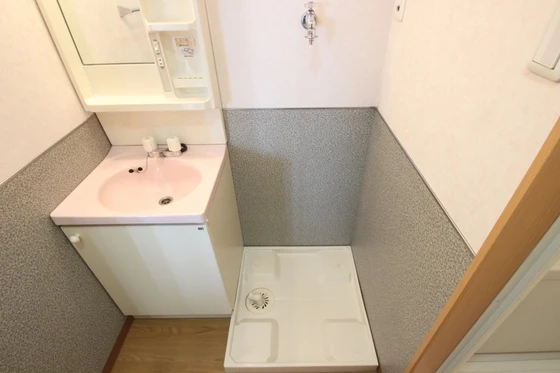 フリージアコート