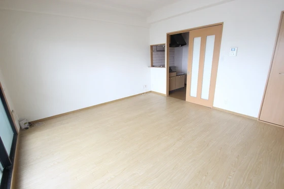 フリージアコート