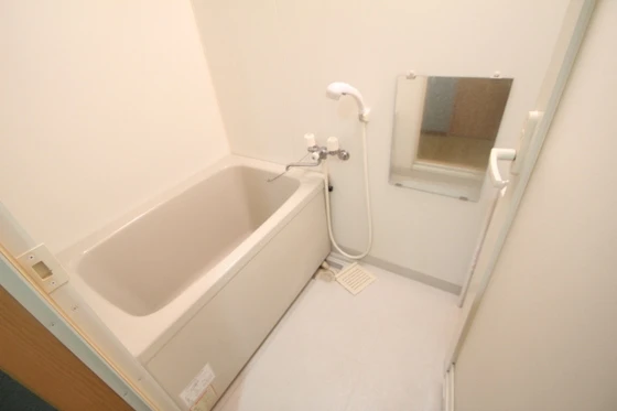 フリージアコート