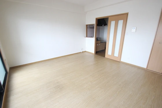 フリージアコート