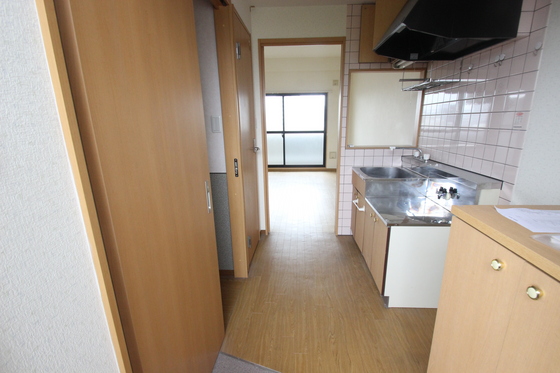 フリージアコート