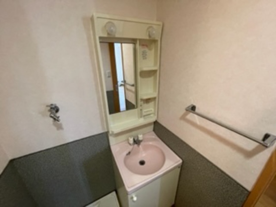 フリージアコート