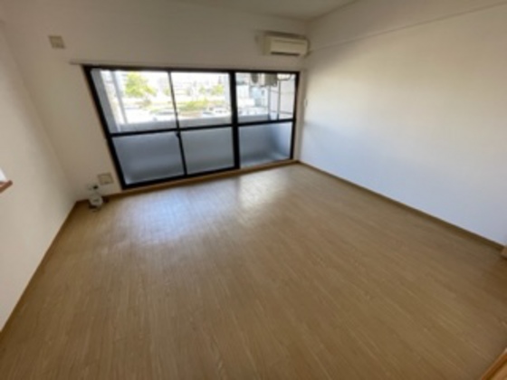 フリージアコート