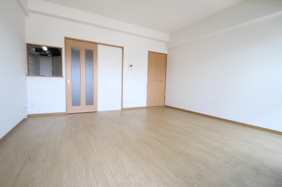 フリージアコート