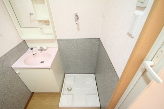 フリージアコート