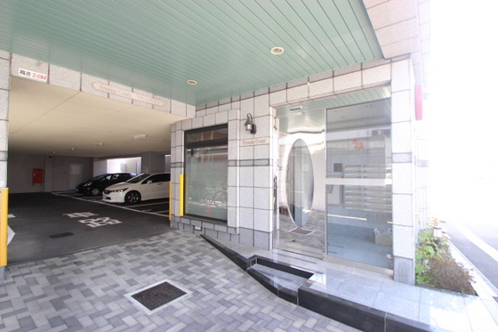 フリージアコート