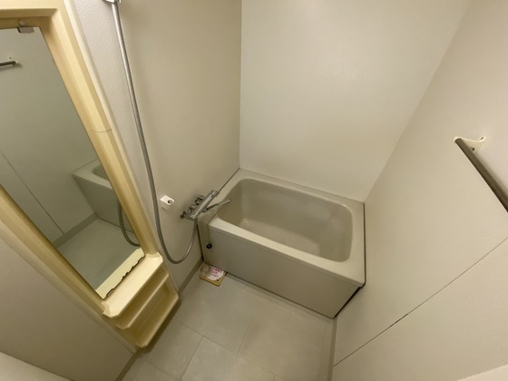 ロイヤルタムラバラ館