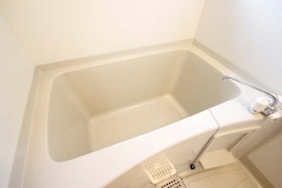 クレストハウス C棟