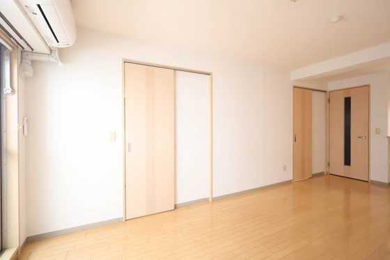 グレースコート