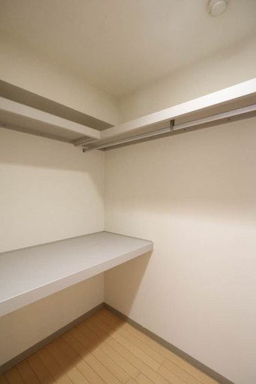 グレースコート