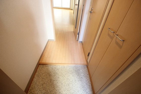 グレースコート