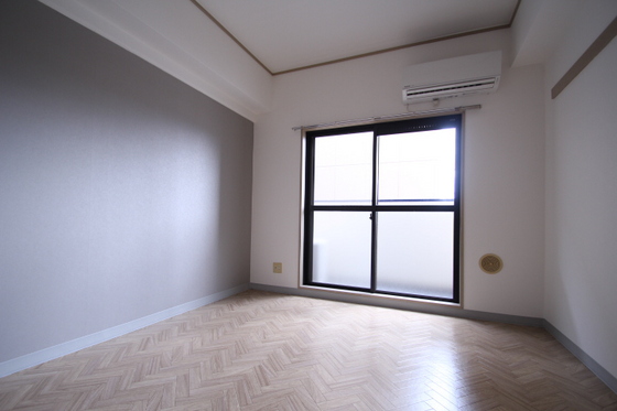 リバーパレス牛田新町