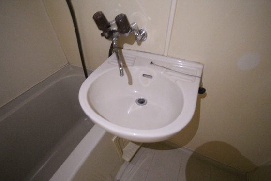 リバーパレス牛田新町