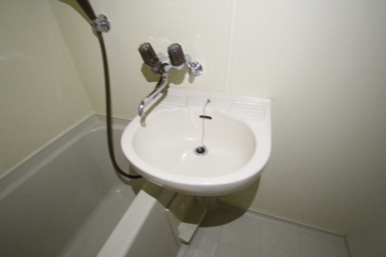 リバーパレス牛田新町