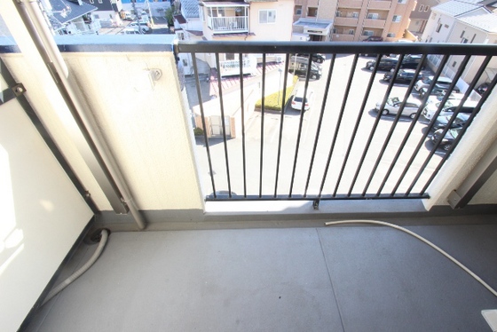 リバーパレス牛田新町