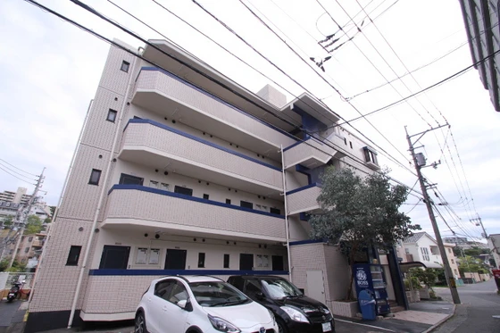 リバーパレス牛田新町