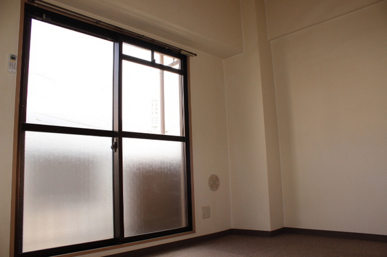 戸坂よつばビル