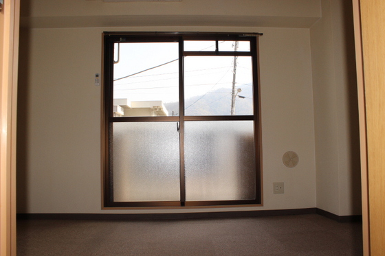 戸坂よつばビル