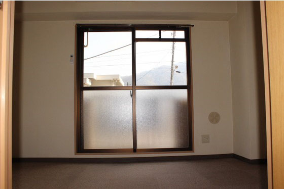 戸坂よつばビル