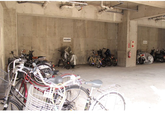 戸坂よつばビル