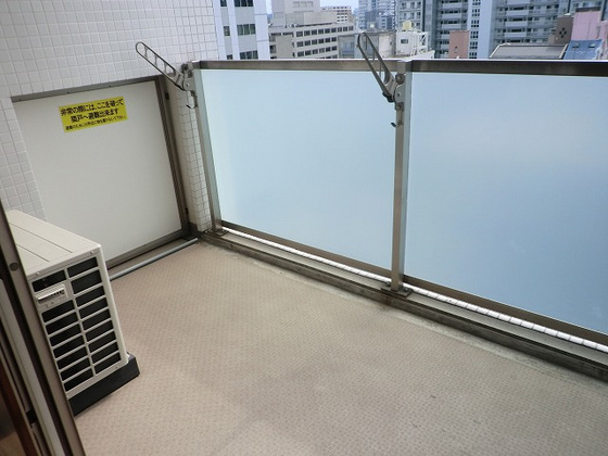 グラビスコート白島