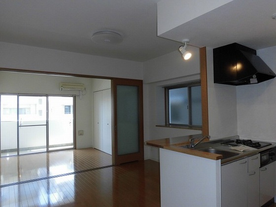 グラビスコート白島