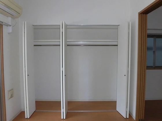 グラビスコート白島