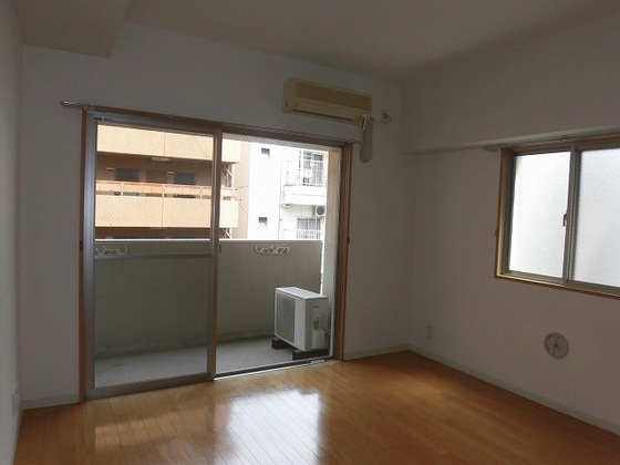 グラビスコート八丁堀