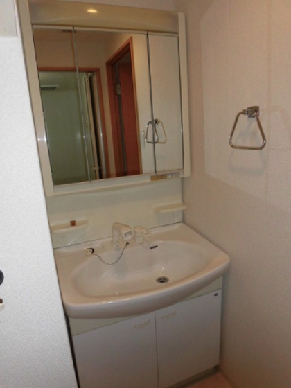 グラビスコート八丁堀