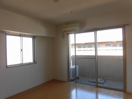 グラビスコート八丁堀