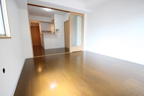 グラビスコート八丁堀