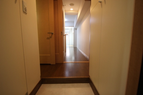 グラビスコート八丁堀