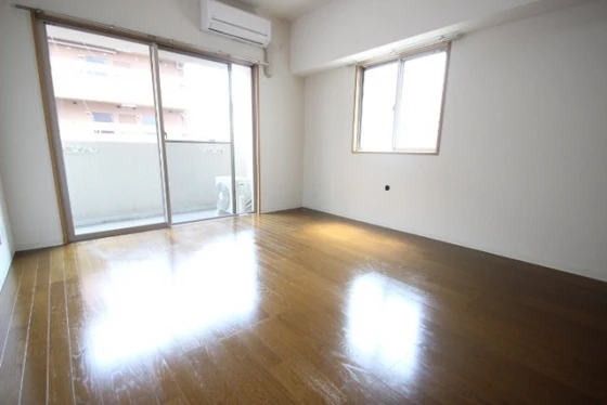 グラビスコート八丁堀