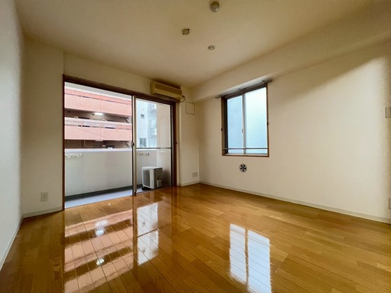 グラビスコート八丁堀